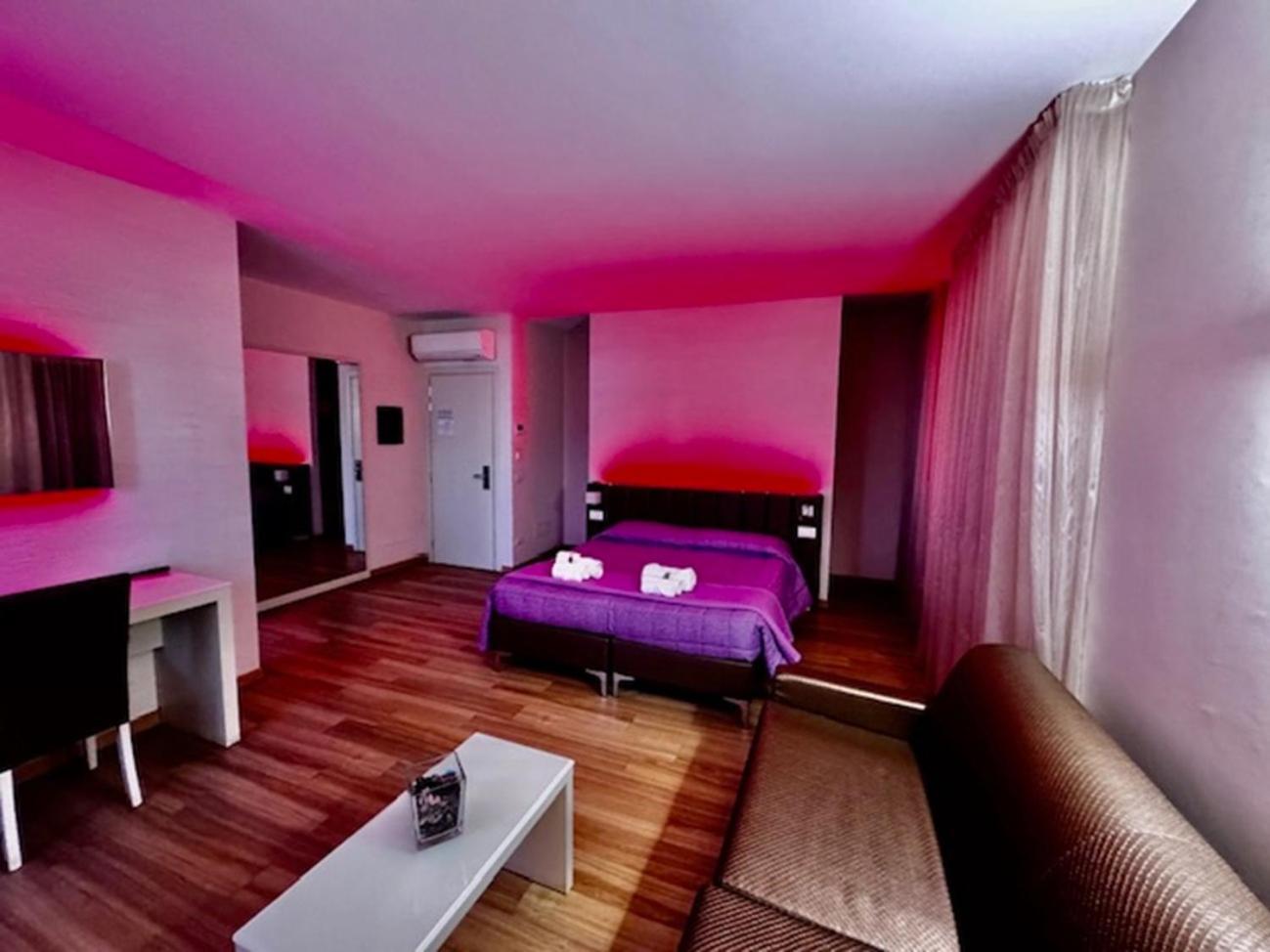 Locanda Larotonda Villa Verucchio Bagian luar foto