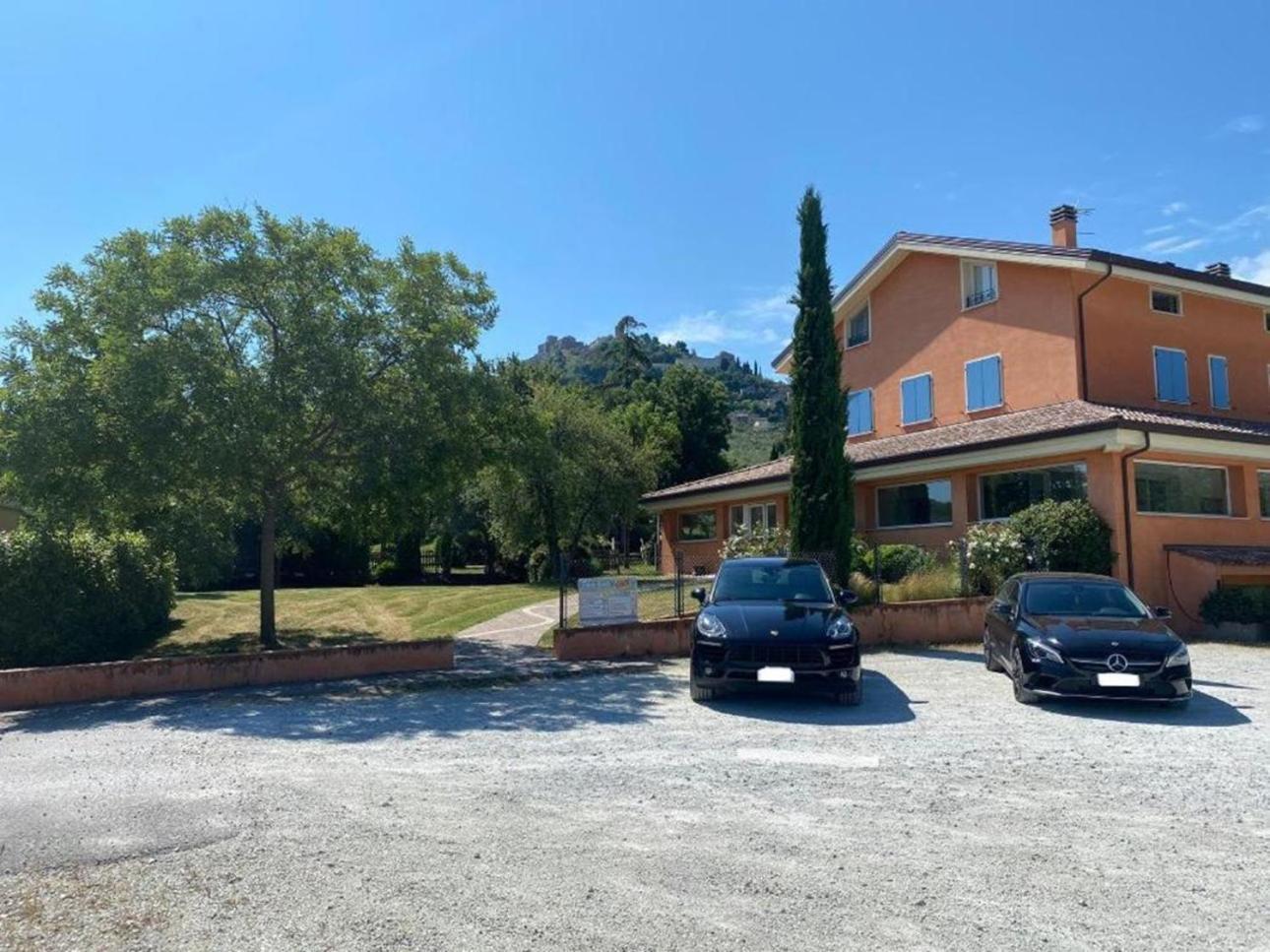 Locanda Larotonda Villa Verucchio Bagian luar foto