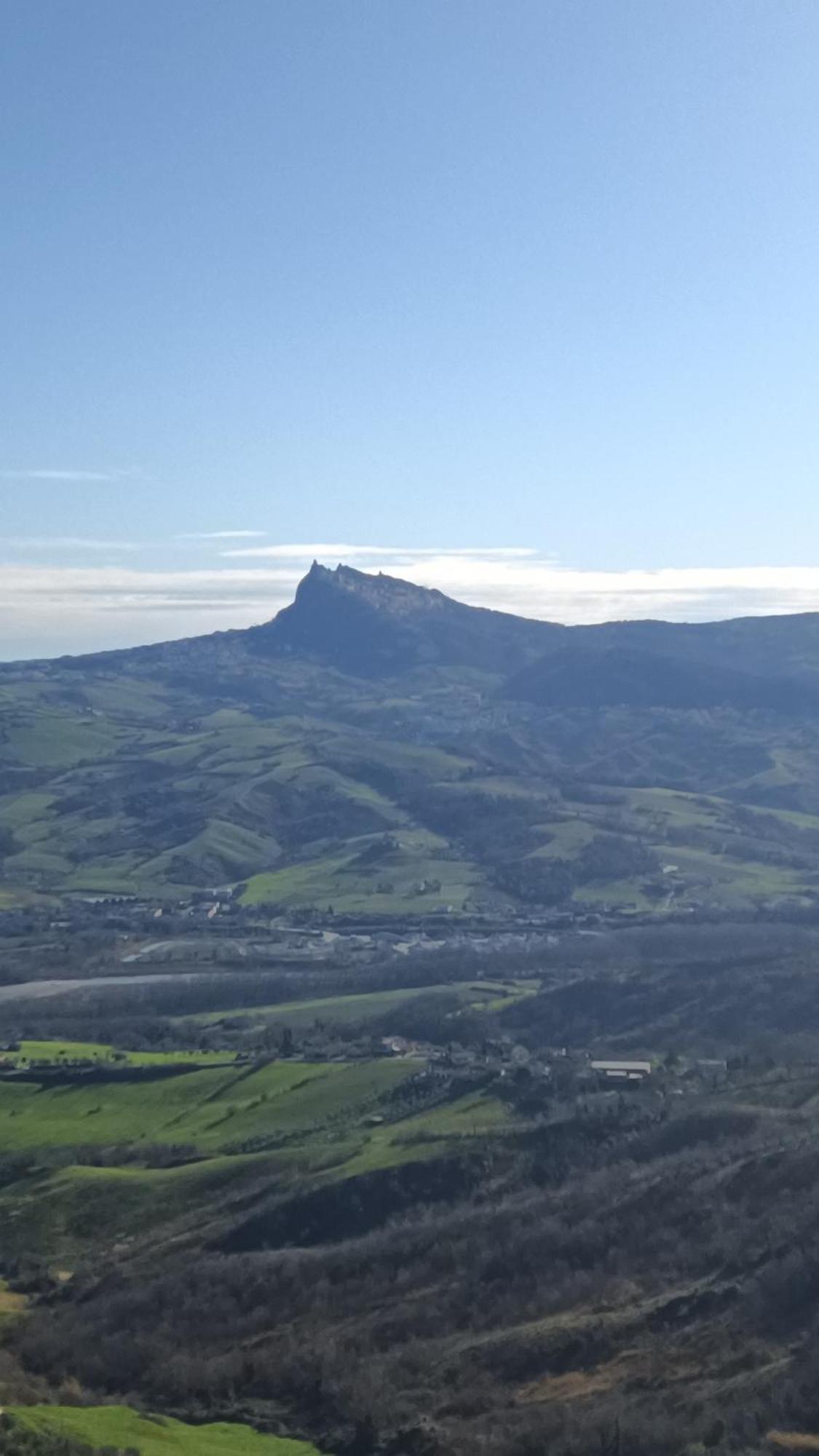 Locanda Larotonda Villa Verucchio Bagian luar foto